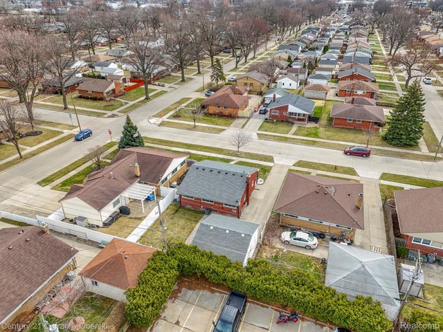 20025 Valera Street, St. Clair Shores, MI 48080