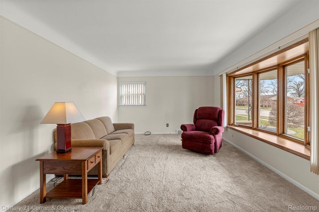 20025 Valera Street, St. Clair Shores, MI 48080