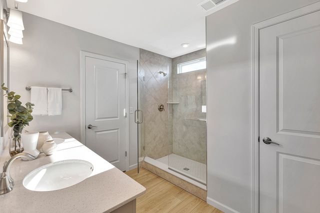 2611 Lawlor Lane, Naperville, IL 60564