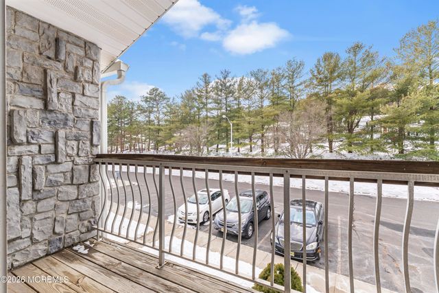 18 Diane Drive, Tinton Falls, NJ 07753