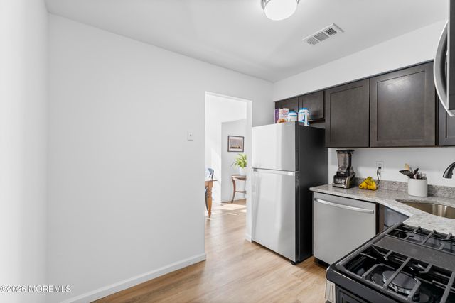 18 Diane Drive, Tinton Falls, NJ 07753