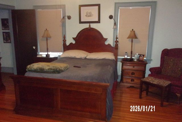 454 S 5th Street, Watseka, IL 60970