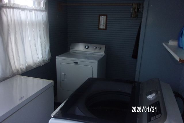 454 S 5th Street, Watseka, IL 60970