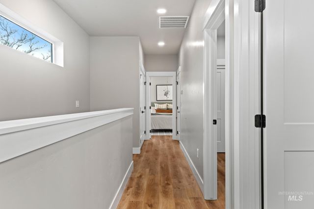 2111 S Pacific St, Boise, ID 83705