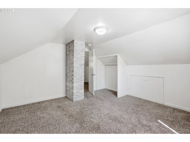 2189 HILYARD St, Eugene, OR 97405