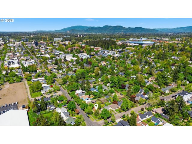 2189 HILYARD St, Eugene, OR 97405