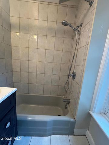 1519 New Scotland Road 2 Right, Bethlehem, NY 12159