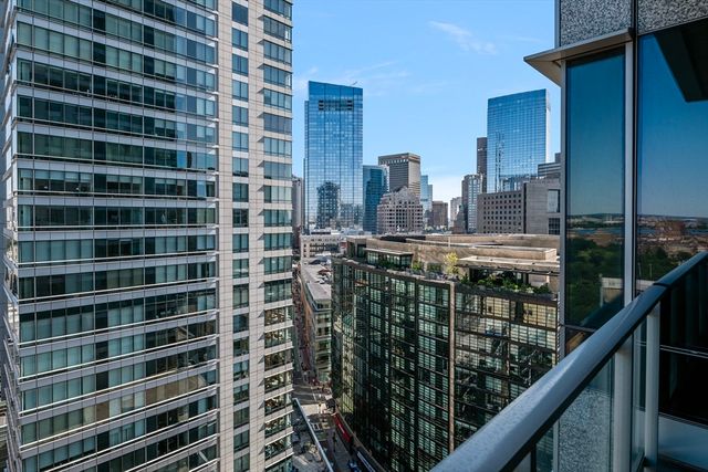 2 Avery Street 21E, Boston, MA 02111
