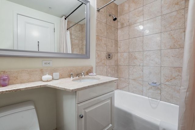 2 Avery Street 21E, Boston, MA 02111