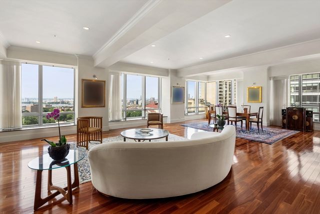 2 Avery Street 21E, Boston, MA 02111