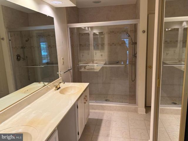 11606 SAVANNAH DR, Fredericksburg, VA 22407