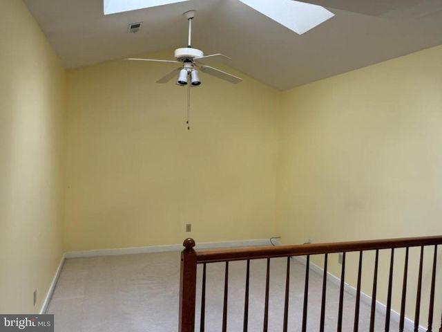 11606 SAVANNAH DR, Fredericksburg, VA 22407