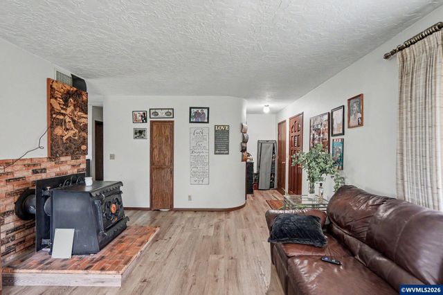 21951 S Highway 99E, Canby, OR 97013