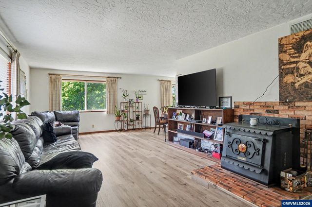 21951 S Highway 99E, Canby, OR 97013