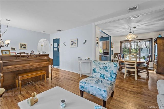 10 Richard Road, Mahopac, NY 10541