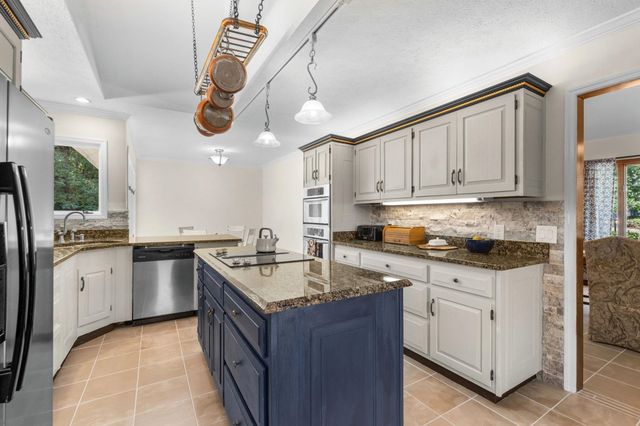 1762 Cliffwood Dr., Myrtle Beach, SC 29572