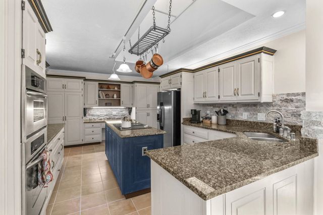 1762 Cliffwood Dr., Myrtle Beach, SC 29572