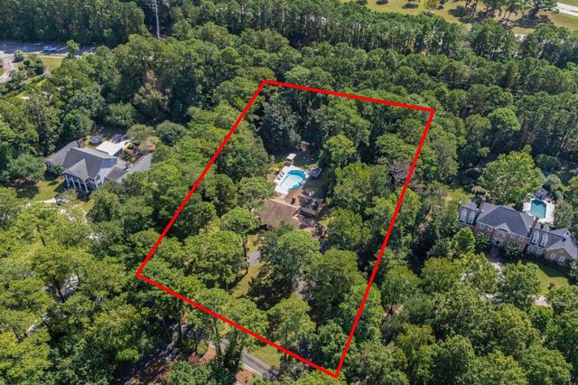 1762 Cliffwood Dr., Myrtle Beach, SC 29572