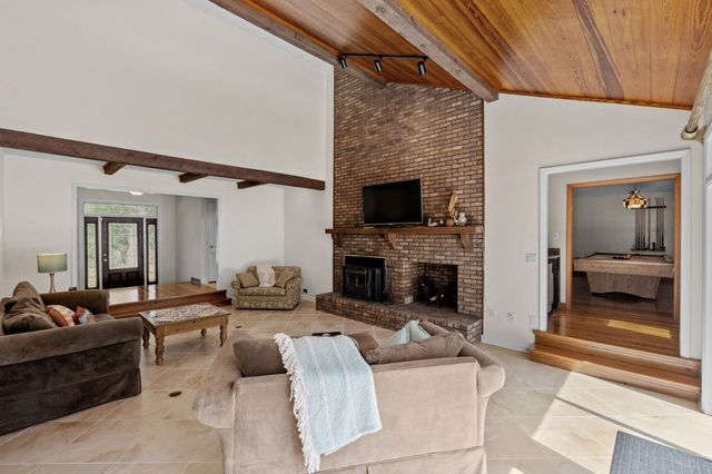 1762 Cliffwood Dr., Myrtle Beach, SC 29572