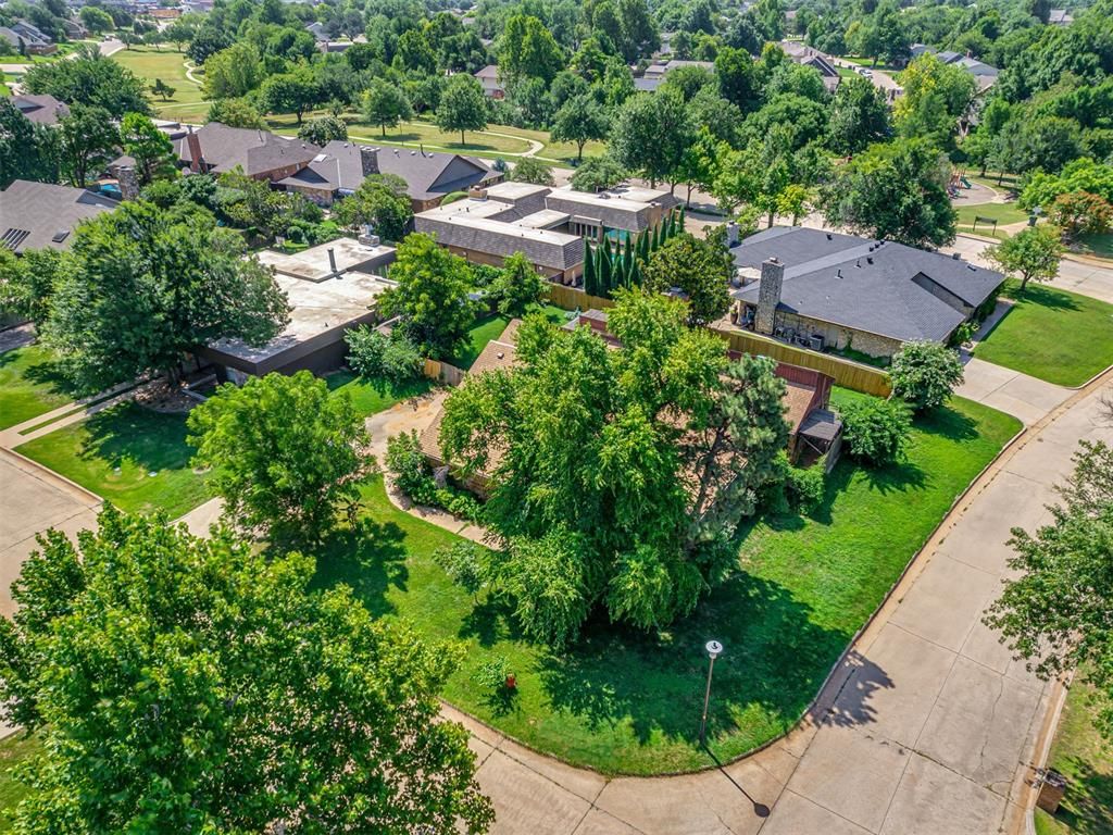 Image 32 of property listing at 3142 Rock Ridge Place, Oklahoma City, OK 73120