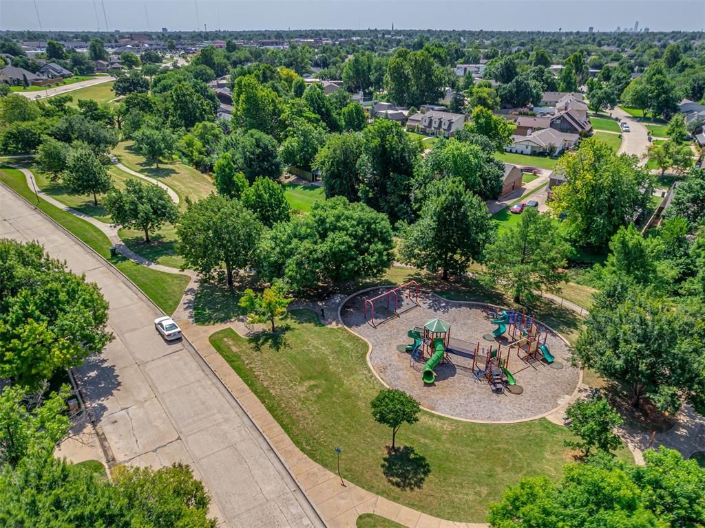 Image 36 of property listing at 3142 Rock Ridge Place, Oklahoma City, OK 73120