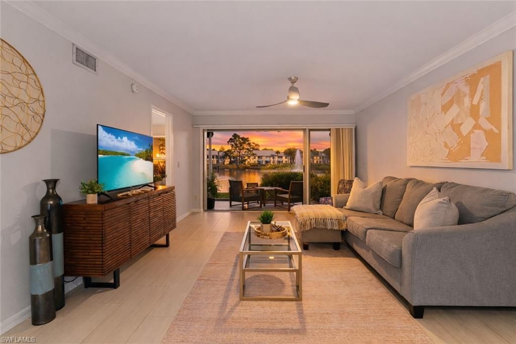 816 Gulf Pavilion DR 102, NAPLES, FL 34108 — exterior