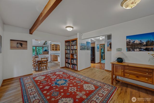 2201 30th Street, Bellingham, WA 98225