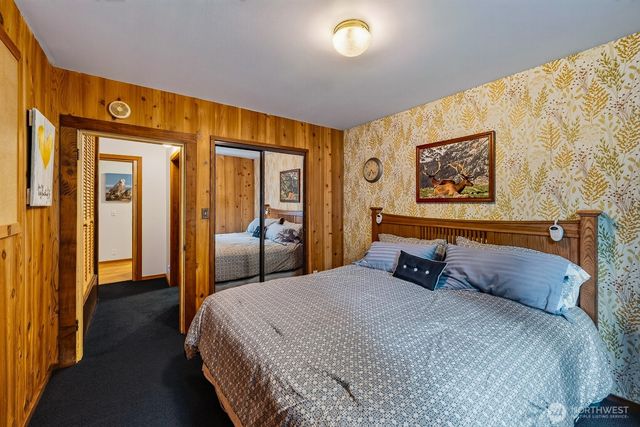 2201 30th Street, Bellingham, WA 98225