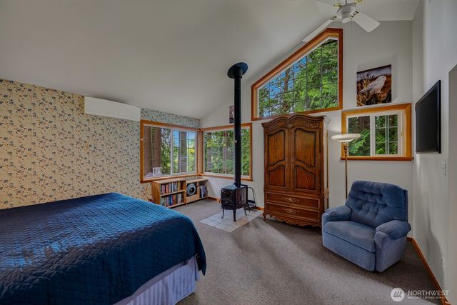 2201 30th Street, Bellingham, WA 98225