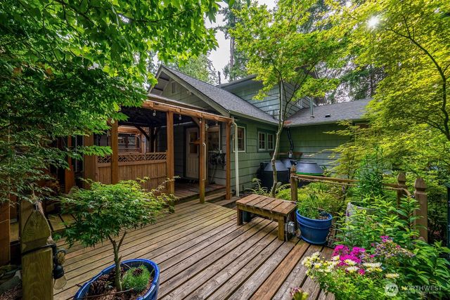 2201 30th Street, Bellingham, WA 98225