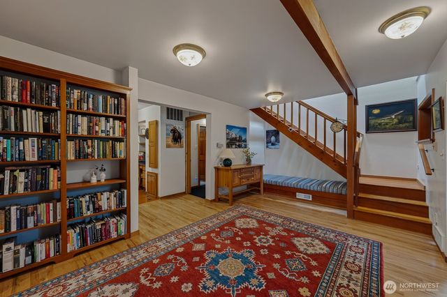 2201 30th Street, Bellingham, WA 98225