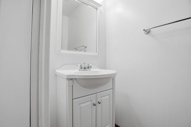 627 Olympia Road, Valparaiso, IN 46385