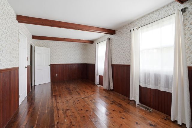 627 Olympia Road, Valparaiso, IN 46385