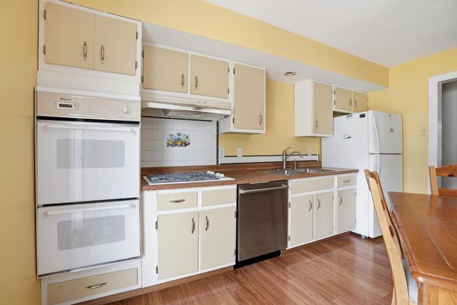 627 Olympia Road, Valparaiso, IN 46385