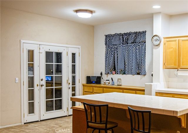 13687 Dellwood, Victorville, CA 92392