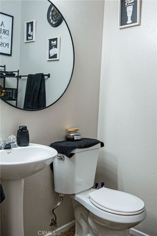 13687 Dellwood, Victorville, CA 92392