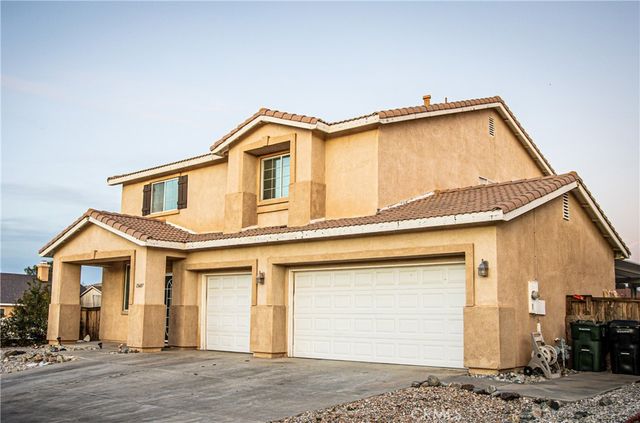 13687 Dellwood, Victorville, CA 92392