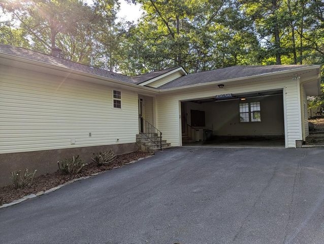 283 Deaver Cove Road, Blairsville, GA 30512