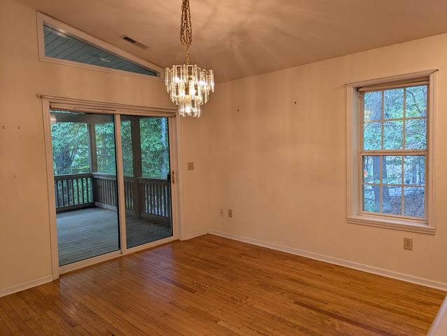 283 Deaver Cove Road, Blairsville, GA 30512