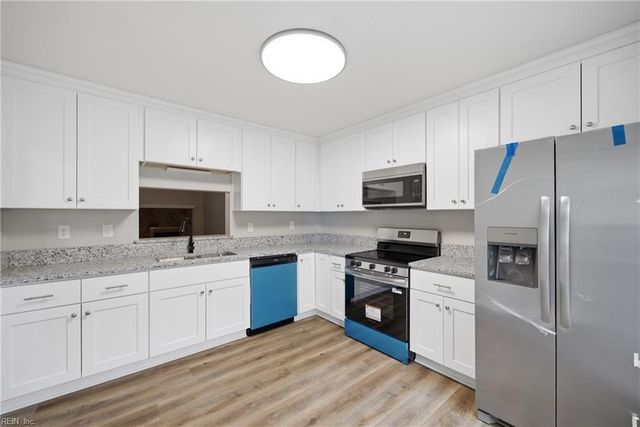 315 Paxford DR, Virginia Beach, VA 23462
