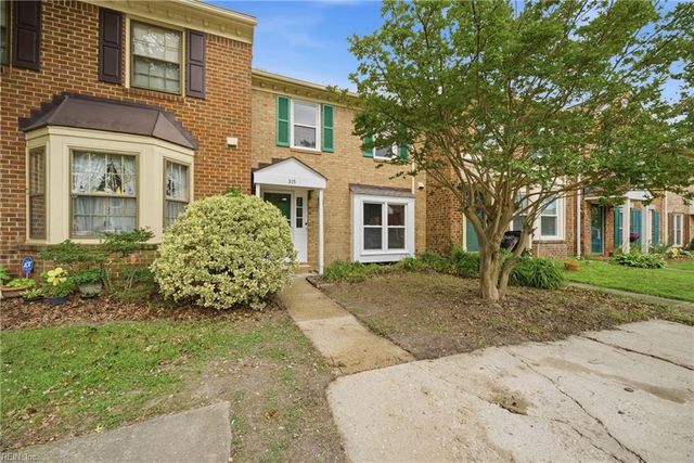 315 Paxford DR, Virginia Beach, VA 23462