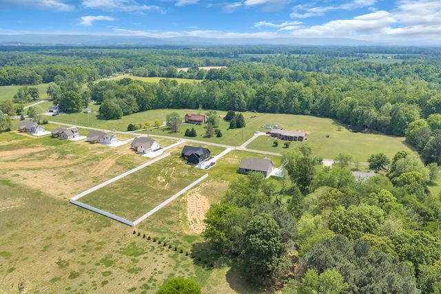 188 Wiseman Ln, Winchester, TN 37398