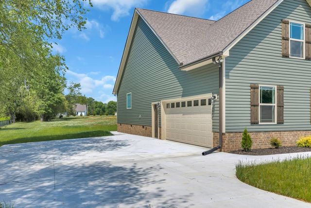 188 Wiseman Ln, Winchester, TN 37398