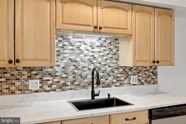 805 S KENT ST, Winchester, VA 22601