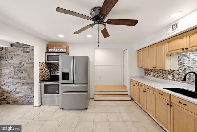 805 S KENT ST, Winchester, VA 22601