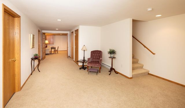 3325 W Prairiewood Drive S, Fargo, ND 58103