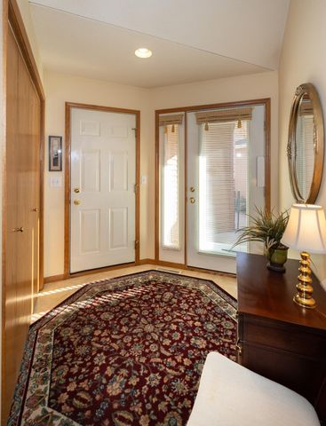 3325 W Prairiewood Drive S, Fargo, ND 58103