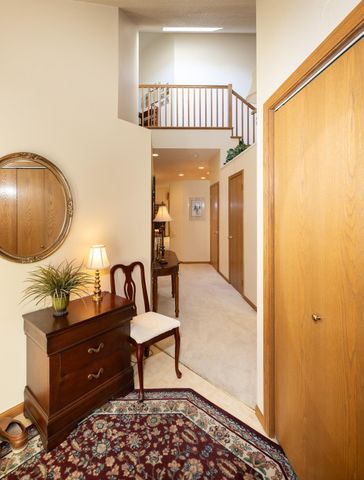 3325 W Prairiewood Drive S, Fargo, ND 58103