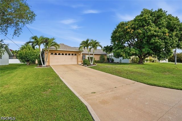 4934 SW 20th PL, Cape Coral, FL 33914