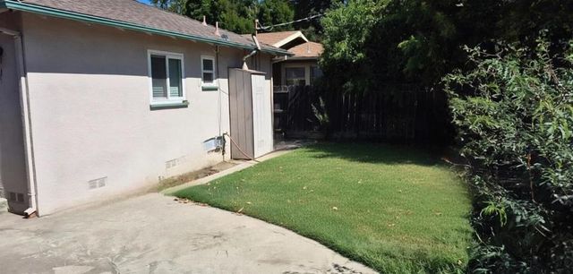 1032 9th Street, Los Banos, CA 93635